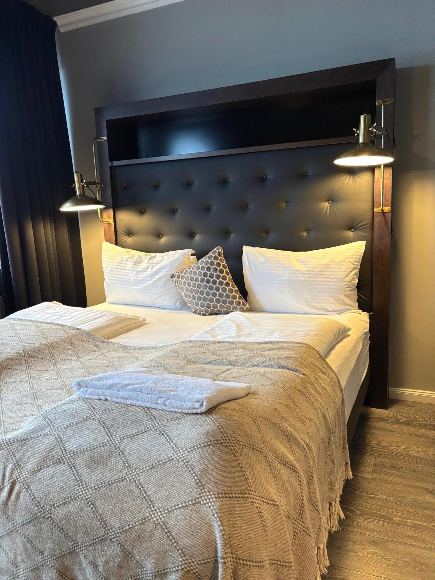 R13 - A Townhouse Hotel Ρέυκιαβικ Εξωτερικό φωτογραφία
